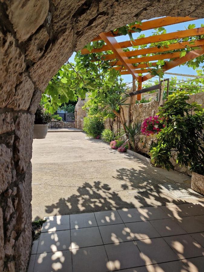 פונאנט Guest House Otto מראה חיצוני תמונה