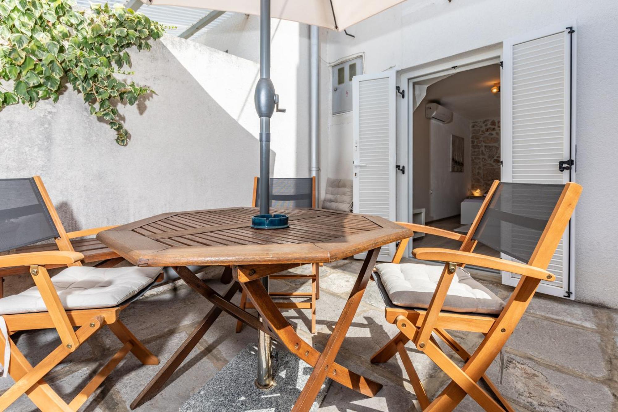 פונאנט Guest House Otto מראה חיצוני תמונה